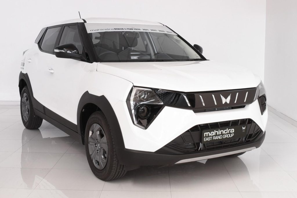 2025 Mahindra XUV 3XO 1.2T MX2 Manual