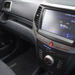 2022 Mahindra XUV300 1.2T W6 — image 10