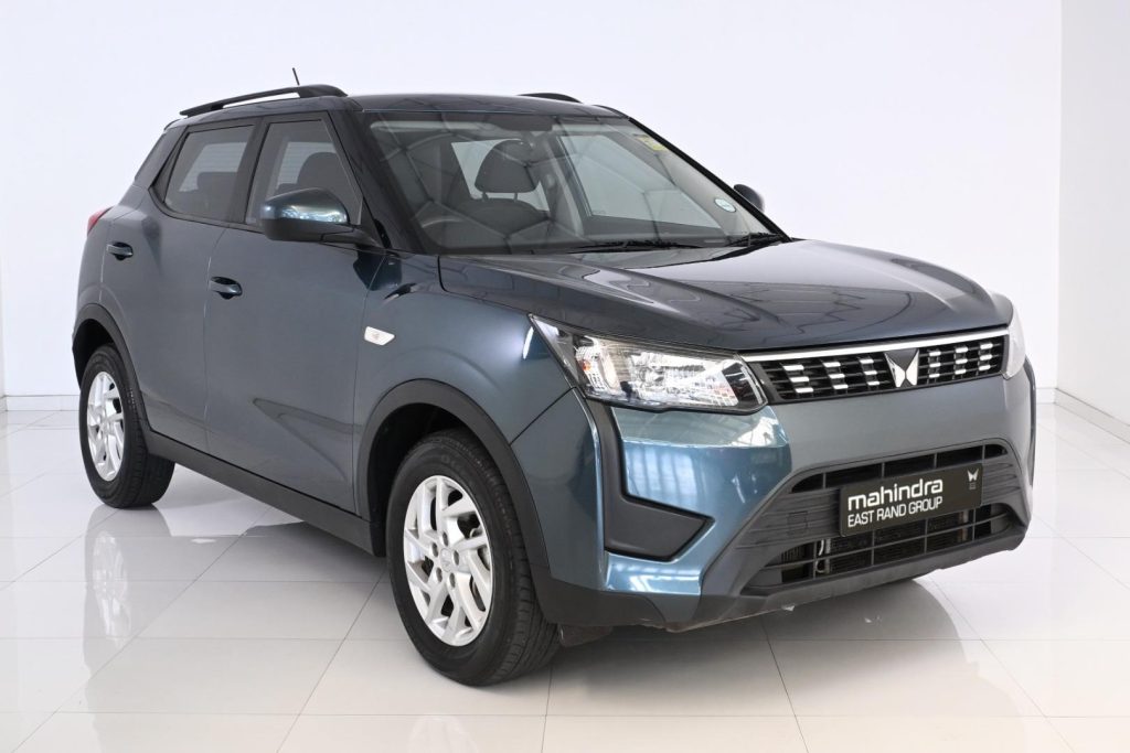 2023 Mahindra XUV300 1.2T W6